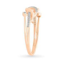 Interwoven Cursive Gold & Diamond Ring