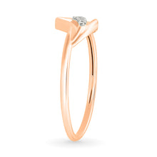 Glimmering Heart Diamond Ring