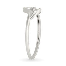 Glimmering Heart Diamond Ring