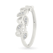 Intricate Floral Gold & Diamond Ring