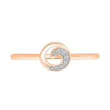 Sparkling Swirl Diamond Ring