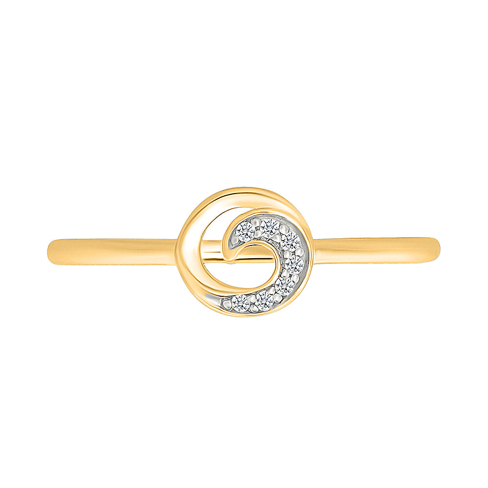 Sparkling Swirl Diamond Ring