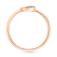 Sparkling Swirl Diamond Ring