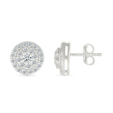 Attractive Round Diamond Stud Earrings