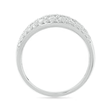 Glinting Diamond Ring
