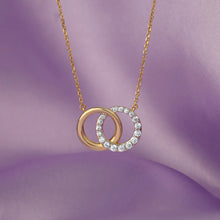 Interlocking Sparkling Diamond Necklace