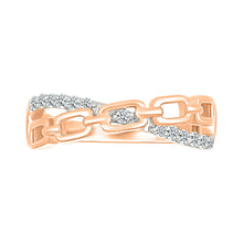 Sparkling Linked Diamond Ring