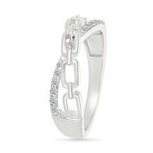 Sparkling Linked Diamond Ring