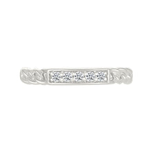 Oria Diamond Ring