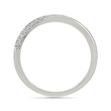 Glowy Gold & Diamond Ring