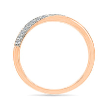 Glowy Gold & Diamond Ring