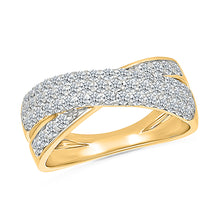 Dazzling intertwined Diamond Ring