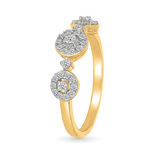 Graceful Gold & Diamond Ring