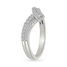 Coronal Gold & Diamond Ring