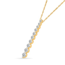 Sparkling Classic Diamond Pendant