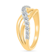 Intertwined Wavy Ring