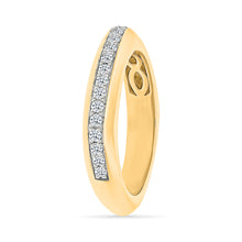 The Avelina Gold & Diamond Ring