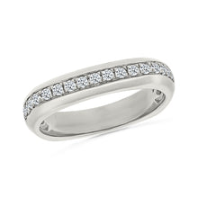 The Avelina Gold & Diamond Ring