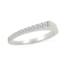 Revival Stackable Gold & Diamond Ring