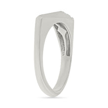 Heartfelt Gold & Diamond Ring