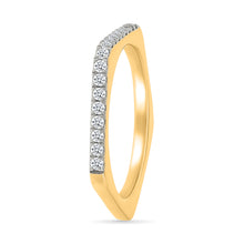 Minimalist Sparkling Diamond Ring