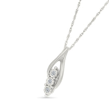 Actum Gold & Diamond Pendant