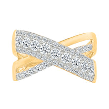 Twill Weaves Gold & Diamond Ring