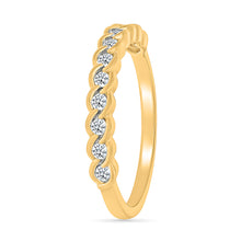 Embellishments Gold & Diamond Ring
