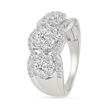 Dazzling Floral Diamond Ring