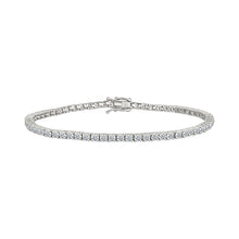 Gleaming Grandeur Diamond Bracelet