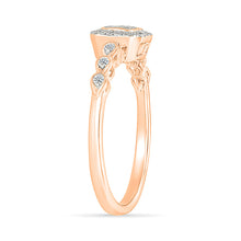 Majestic Glittering Gold & Diamond Ring