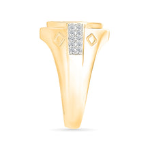 Dazzling Diamond Cluster Ring