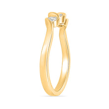 Curving of Sparkle Diamond Ring