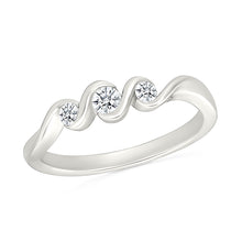 Curving of Sparkle Diamond Ring