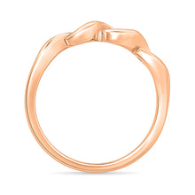 Wavy Three-Stone Ring