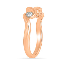 Wavy Three-Stone Ring