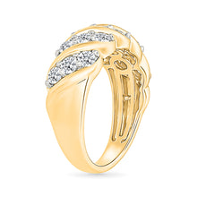 Twirled  Gold & Diamond Diamond Ring