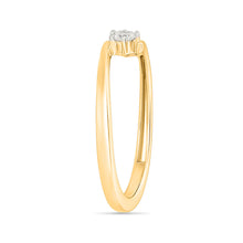 Linear Three-Stone Ring