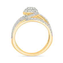 Flowing Swirl Diamond Ring