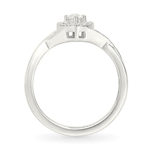 Twisted Shimmering Gold & Diamond Ring