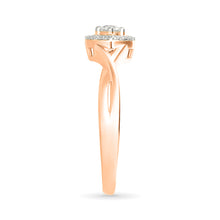 Twisted Shimmering Gold & Diamond Ring