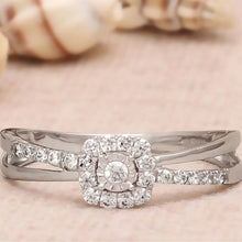 Double Crossover Diamond Ring